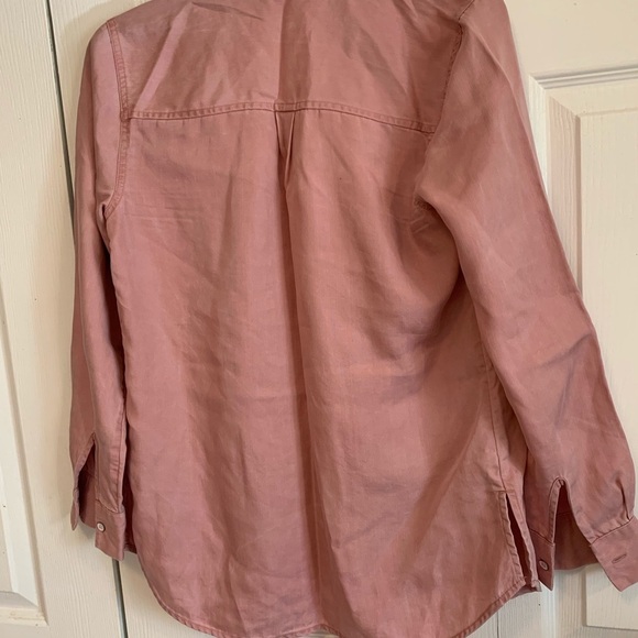 Old navy button down top - Picture 2 of 3